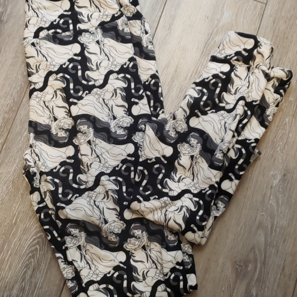 Lularoe Disney Jasmine mommy and me match